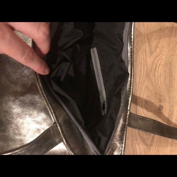 Silver Faux Leather Tote . Excellent Quality. - Picture 8 of 8